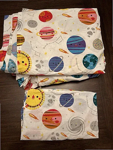 Crate & Barrel Crate & Kids Organic Cotton Toddler Sheet Set Outer Space Planets
