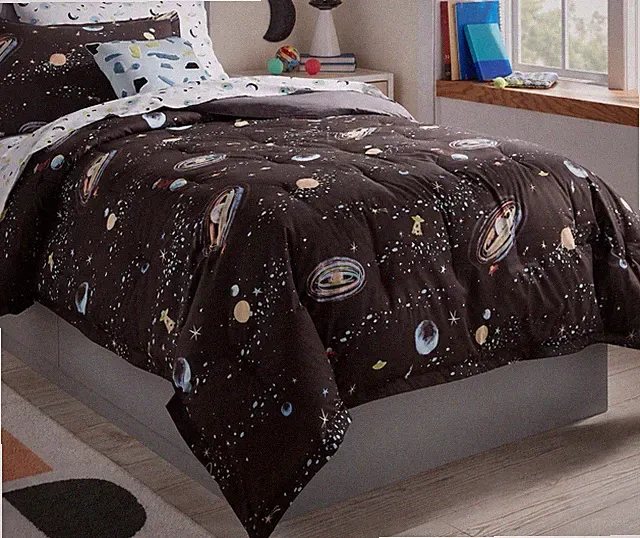 Pillowfort Twin Glow in the Dark Space Comforter Set w/ Sham Kids Bedding