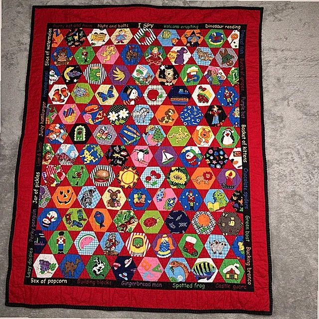 Quilt Patchwork Blanket Kids Children I Spy Red Outerspace Space Planets